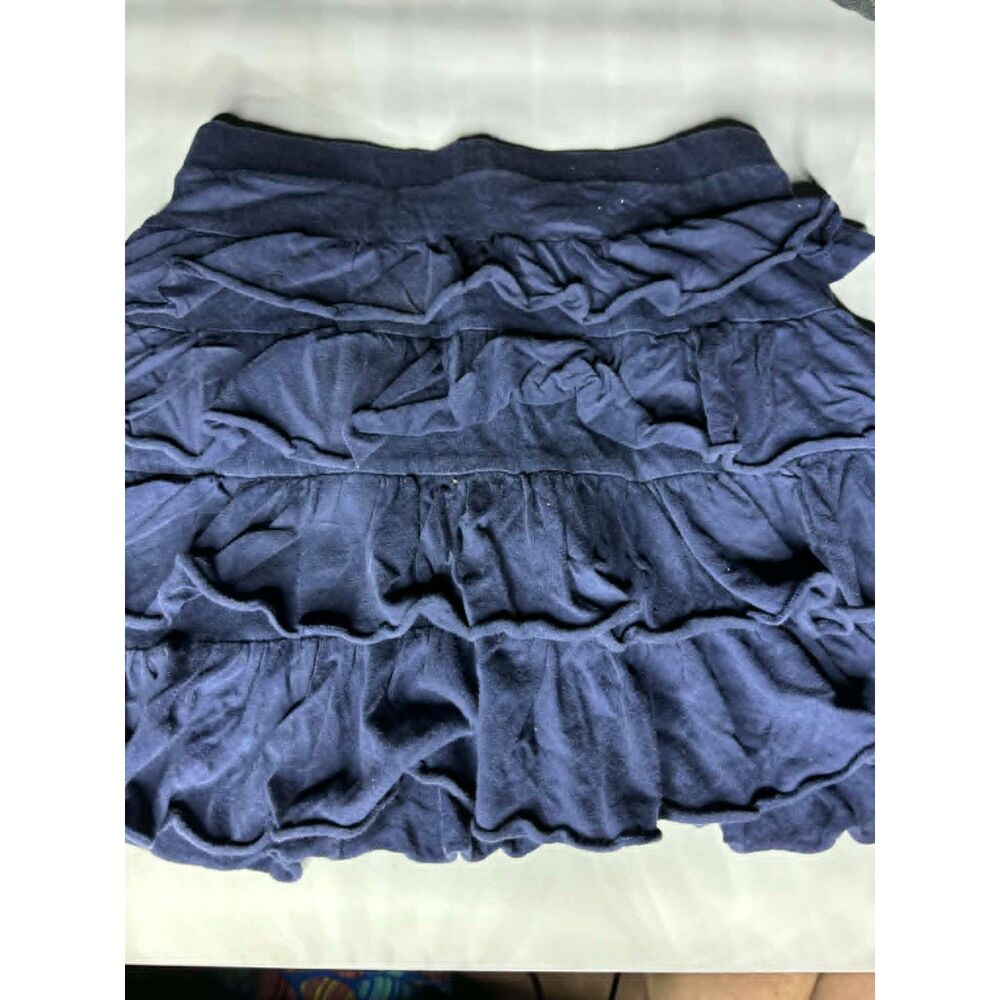 Lands Ends girls size 7 skirt with shorts navy blue